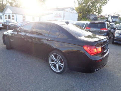 2012 BMW 7 Series 740Li