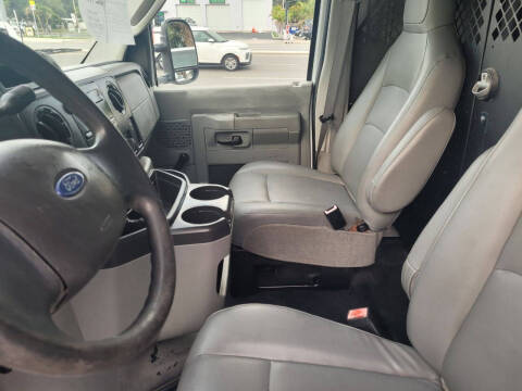 2013 Ford E-Series E-250