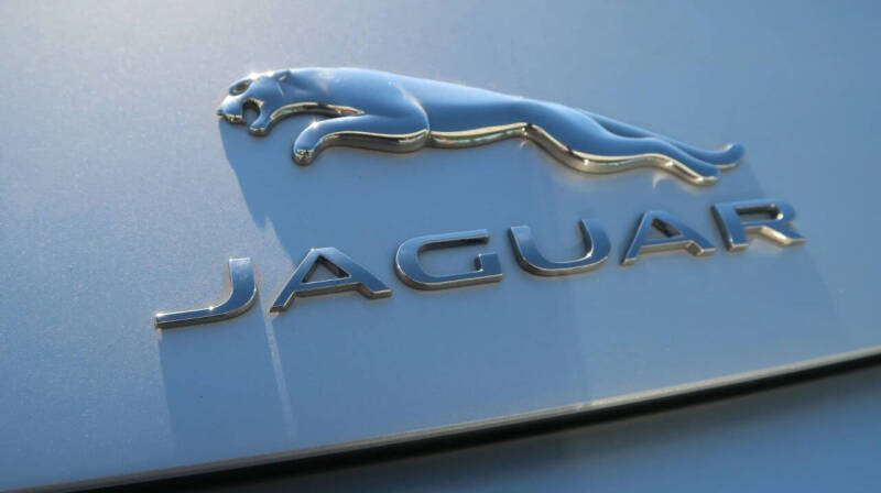 2020 Jaguar F-TYPE R