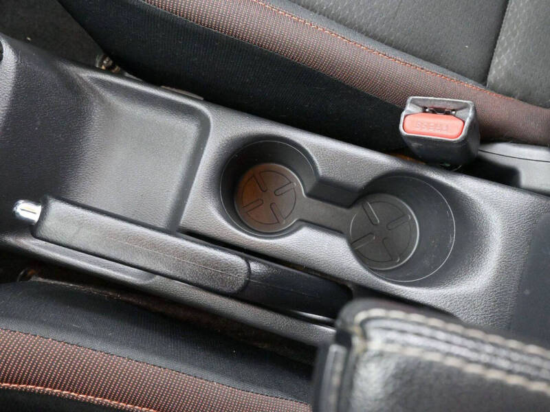 2021 Nissan Versa SR