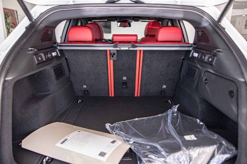 2025 Alfa Romeo Stelvio