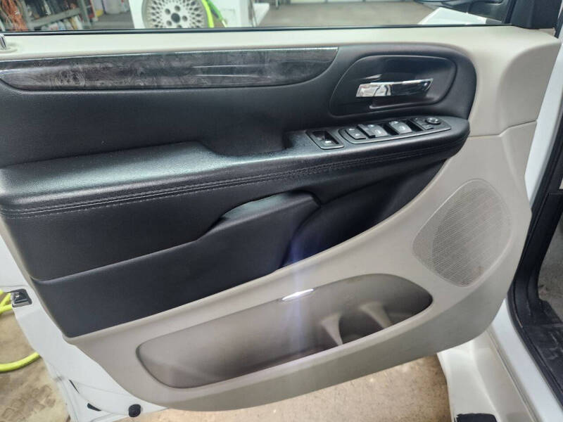 2016 Dodge Grand Caravan SXT