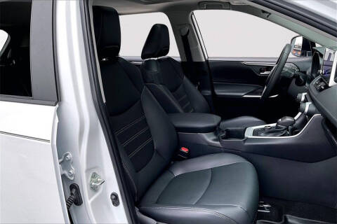 2023 Toyota RAV4 Hybrid XLE Premium