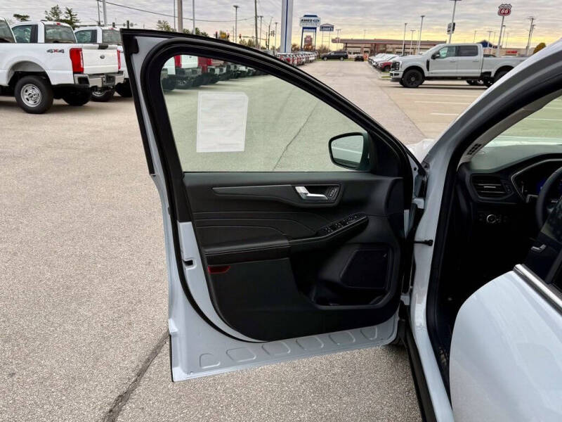 2026 Ford Escape Plug-In Hybrid PHEV