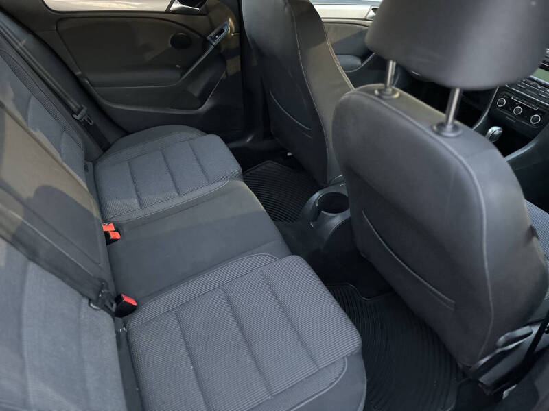 2011 Volkswagen Golf 2.5L