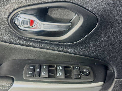 2022 Jeep Cherokee X