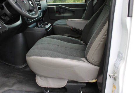 2023 GMC Savana 2500