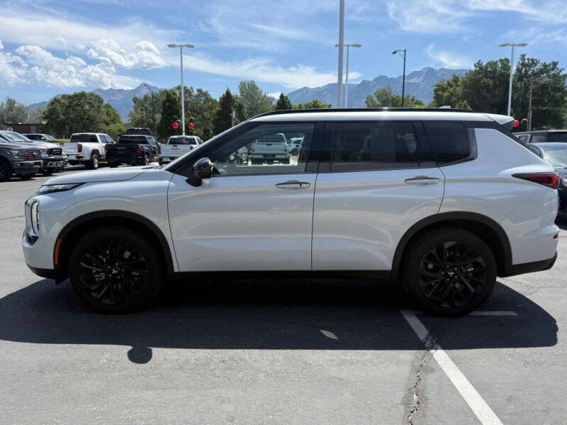 2024 Mitsubishi Outlander