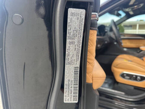 2022 Jeep Grand Cherokee Summit