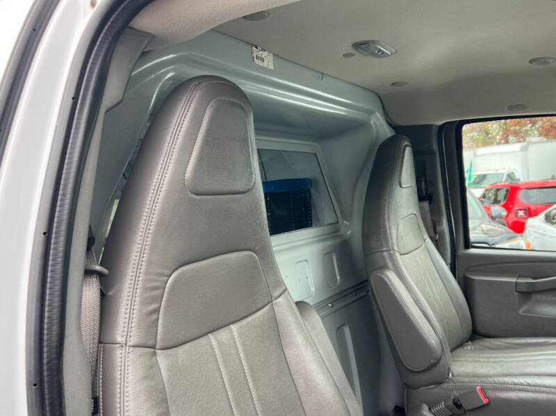 2019 Chevrolet Express 2500