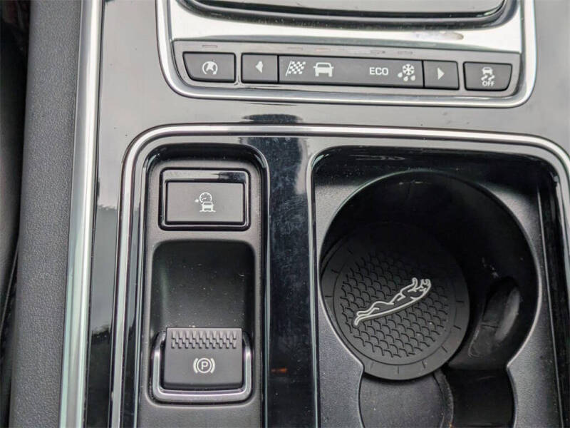 2017 Jaguar XF 35t Premium