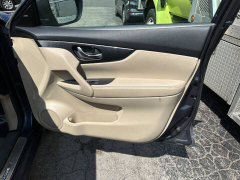 2016 Nissan Rogue SL