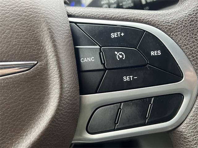 2020 Chrysler Voyager LXi