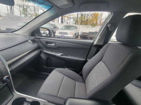 2015 Toyota Camry LE