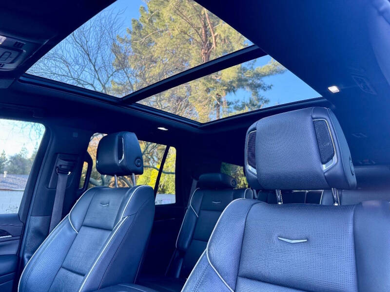 2021 Cadillac Escalade Sport