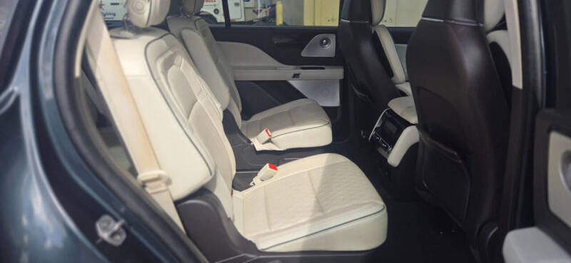 2020 Lincoln Aviator Black Label