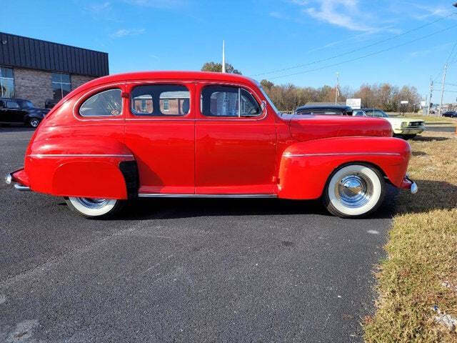 1946 Ford SEDAN 2