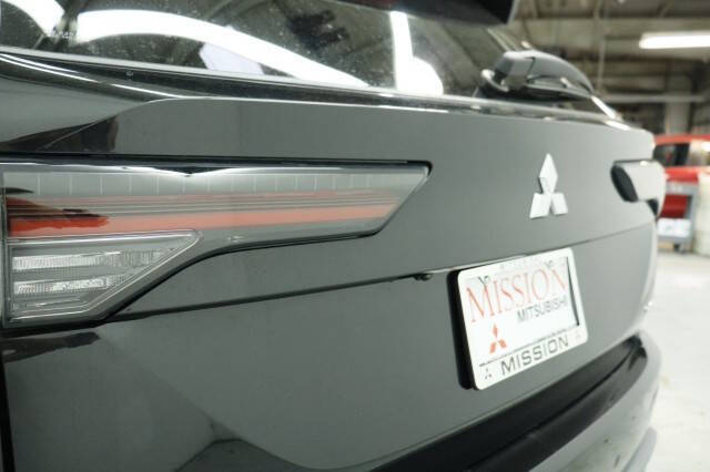 2026 Mitsubishi Outlander SEL