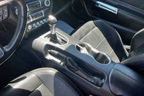 2022 Ford Mustang EcoBoost Premium