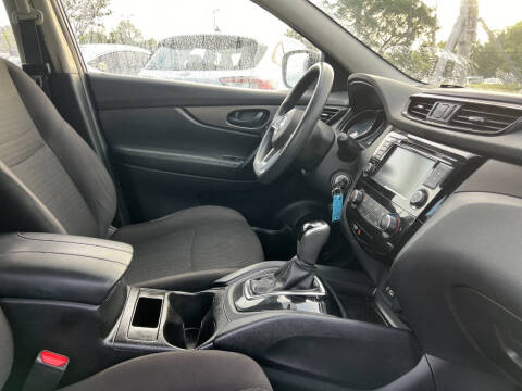 2020 Nissan Rogue Sport SV