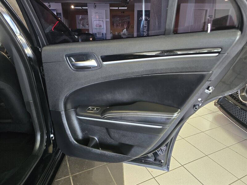 2021 Chrysler 300 S V6