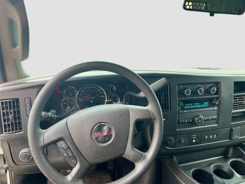 2024 GMC Savana 2500