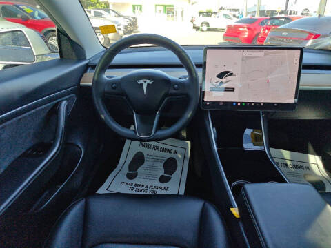 2020 Tesla Model 3 Standard Range