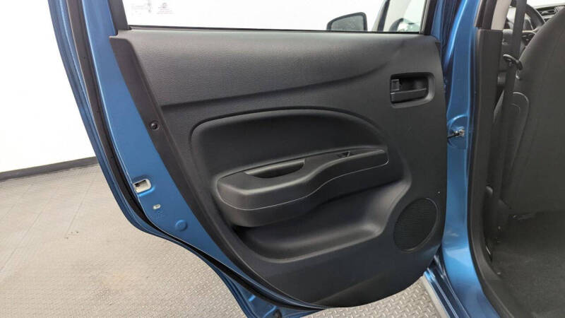 2024 Mitsubishi Mirage ES