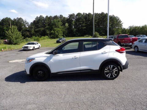 2019 Nissan Kicks SR