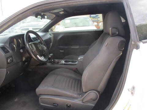 2012 Dodge Challenger SXT