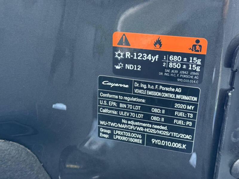 2020 Porsche Cayenne Coupe