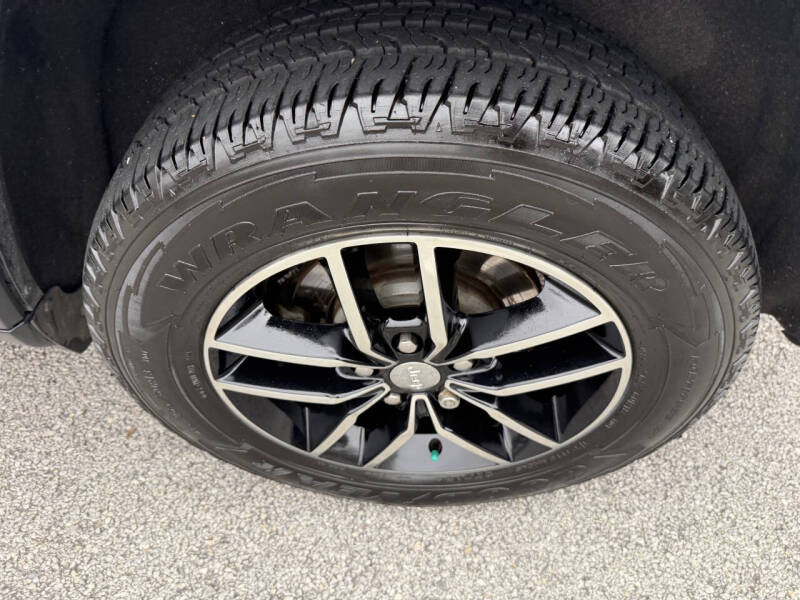 2017 Jeep Grand Cherokee Trailhawk