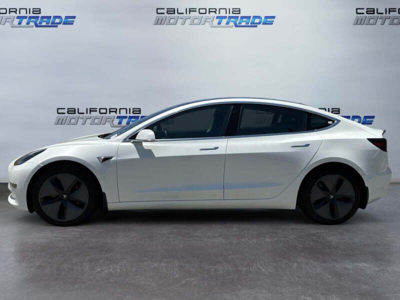 2019 Tesla Model 3 Mid Range