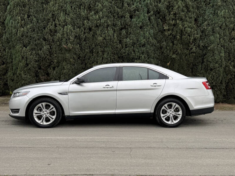 2016 Ford Taurus SEL