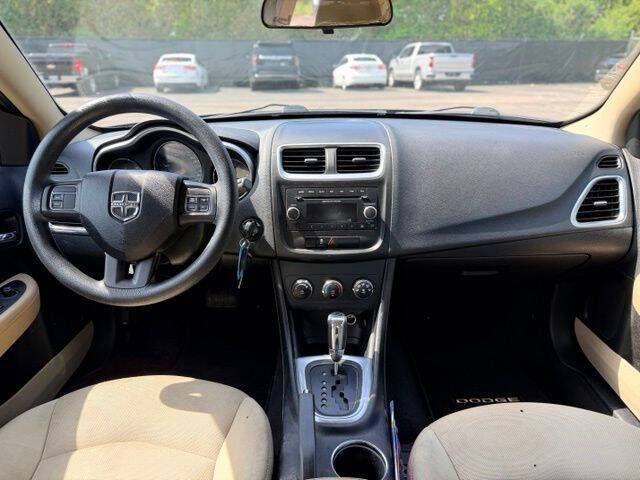 2012 Dodge Avenger SE