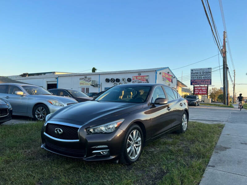 2015 Infiniti Q50 for sale at ONYX AUTOMOTIVE, LLC in Largo FL