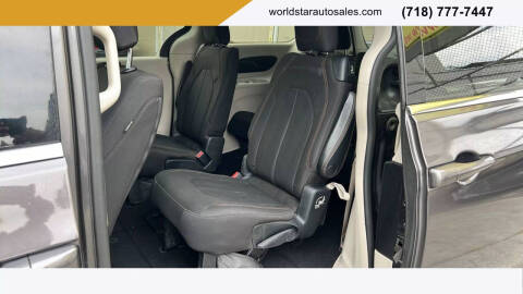 2017 Chrysler Pacifica LX