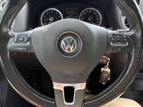 2012 Volkswagen Tiguan SE