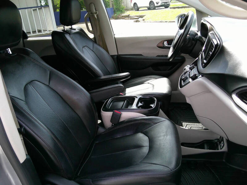 2019 Chrysler Pacifica Touring L