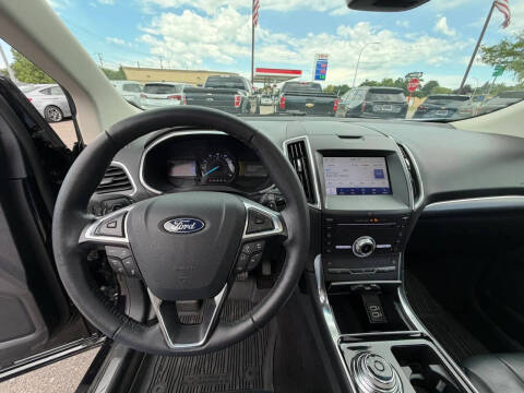 2019 Ford Edge Titanium