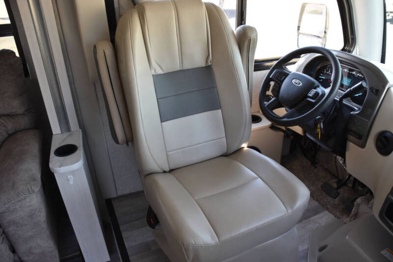 2024 Ford E-Series