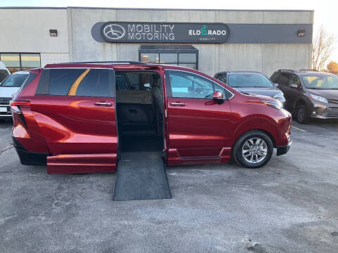 2022 Toyota Sienna XLE 7-Passenger