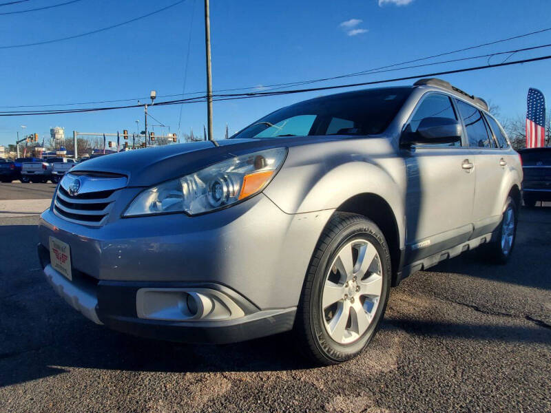 2010 Subaru Outback I Limited's photo