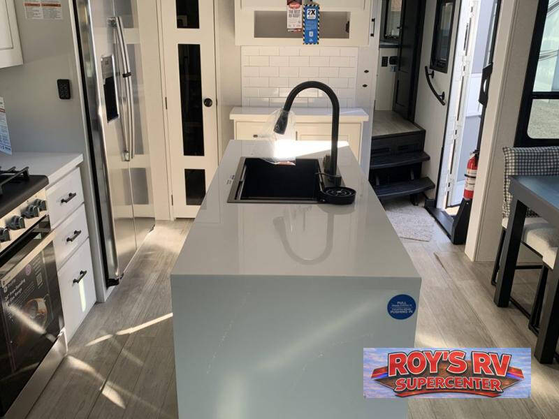 2026 Jayco Pinnacle