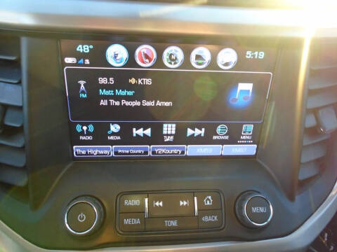 2017 GMC Acadia Denali