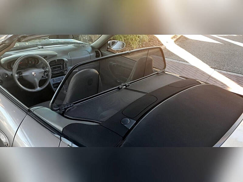 2004 Porsche 911