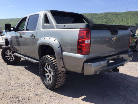 2009 Chevrolet Avalanche LS