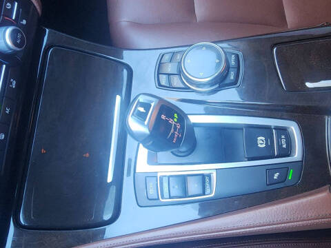 2014 BMW 5 Series 528i