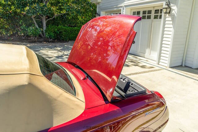 2004 Ford Thunderbird Deluxe