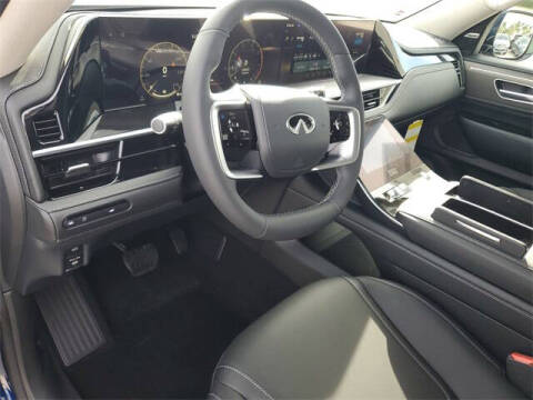 2025 Infiniti QX80 Pure